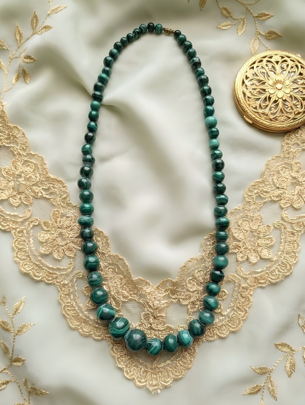 Green Malachite Beaded Necklace - Unbranded
